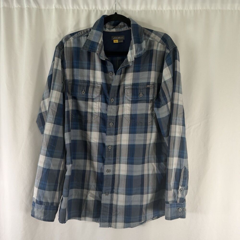 Eddie Bauer Classic Fit Button Down Shirt Men's Large Blue Plaid Long Sleeve